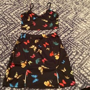 Super cute 2 piece skirt set!